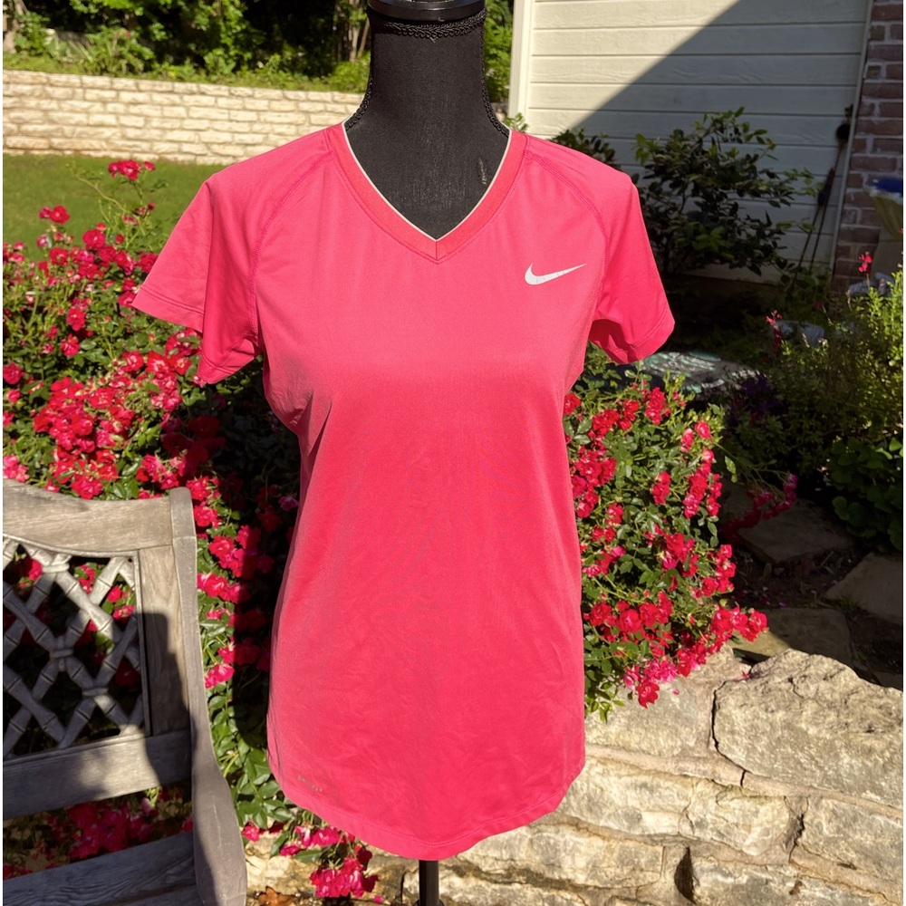 Nike Pro Combat, Dri-Fit, Pink, Short Sleeve, Shirt, Size M